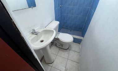 MUCHO LOTE UNO ETAPA SIETE ALQUILO HERMOSA Y AMPLIA CASA DOS PLANTAS, TRES DORMITORIOS, EXCELENTES ACABADOS