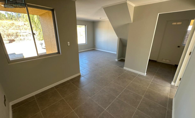 Se arrienda hermosa casa nueva en excelente zona de Limache