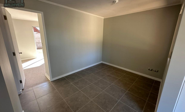 Se arrienda hermosa casa nueva en excelente zona de Limache