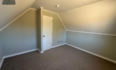 Se arrienda hermosa casa nueva en excelente zona de Limache