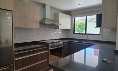 PRECIOSA CASA A UNOS PASOS DE MITIKAH