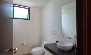 PRECIOSA CASA A UNOS PASOS DE MITIKAH