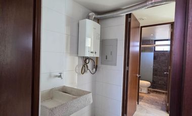 PRECIOSA CASA A UNOS PASOS DE MITIKAH
