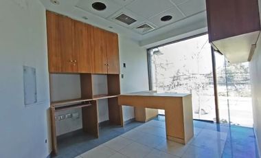 Venta de local comercial en Metro Escuela Militar