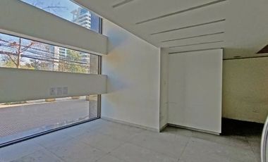 Venta de local comercial en Metro Escuela Militar