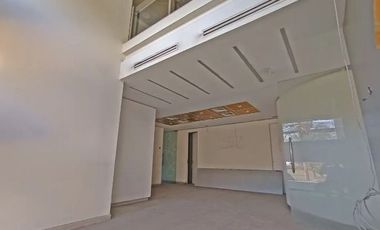 Venta de local comercial en Metro Escuela Militar