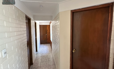 En venta hermosa casa con amplio terreno 4D 2B en Quillota