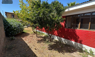 En venta hermosa casa con amplio terreno 4D 2B en Quillota