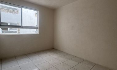 Departamento en renta como nuevo en paseo de los parques II, Piso 1