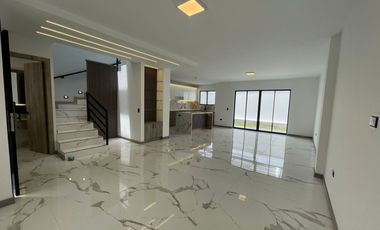 En Renta Casa nueva, Tumbaco, Sector Ruta Viva Intervalles