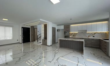 En Renta Casa nueva, Tumbaco, Sector Ruta Viva Intervalles