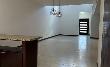 Casa en venta en Bosques del Valle,(cerca de Periférico de la Juventud en Chihuahua)