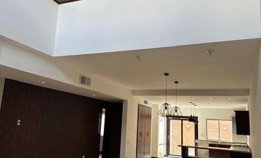 Casa en venta en Bosques del Valle,(cerca de Periférico de la Juventud en Chihuahua)