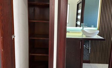 Casa en venta en Bosques del Valle,(cerca de Periférico de la Juventud en Chihuahua)