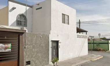 BONITA CASA EN VENTA EN QUINTA DE LOS LAURELES EN CELAYA GTO