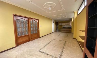 Alquiler De Departamento En Segundo Piso Alto