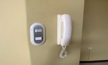 Alquiler De Departamento En Segundo Piso Alto