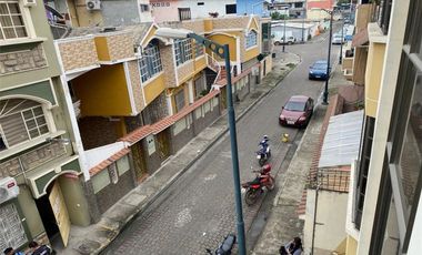 Alquiler De Departamento En Segundo Piso Alto