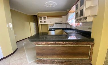 Alquiler De Departamento En Segundo Piso Alto