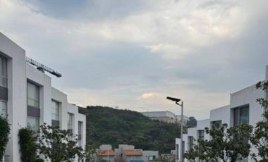 CASA EN VENTA EN CONDOMINIO HORIZONTAL EN BOSQUE ESMERALDA ATIZAPAN DE ZARAGOZA