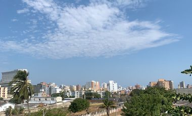 Apartamento moderno con vista verde y excelente iluminación