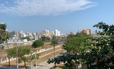 Apartamento moderno con vista verde y excelente iluminación