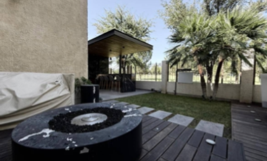 Casa de lujo en venta en Encordada Santa Fe Chihuahua con vista al campo de golf – 635 m² construcción