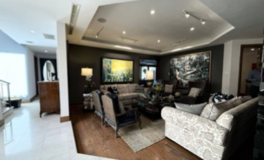 Casa de lujo en venta en Encordada Santa Fe Chihuahua con vista al campo de golf – 635 m² construcción