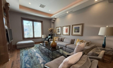 Casa de lujo en venta en Encordada Santa Fe Chihuahua con vista al campo de golf – 635 m² construcción