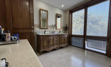 Casa de lujo en venta en Encordada Santa Fe Chihuahua con vista al campo de golf – 635 m² construcción