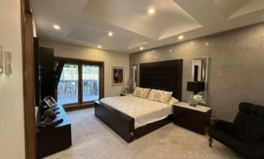 Casa de lujo en venta en Encordada Santa Fe Chihuahua con vista al campo de golf – 635 m² construcción