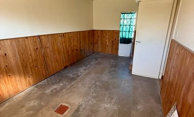 Casa en excelente ubicación a metros de Av. 2