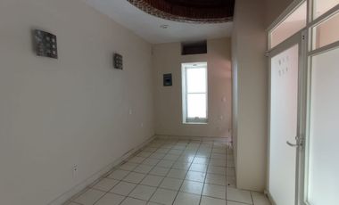 OFICINAS EN RENTA EN CIUDAD DEL CARMEN      📍CALLE 49 COL. PALLAS