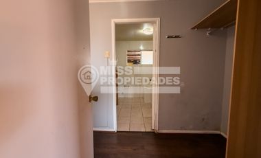 SE VENDE AMPLIA CASA | EXCELENTE UBICACIÓN Y GRAN METRAJE