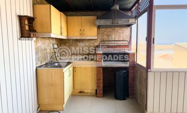 SE VENDE AMPLIA CASA | EXCELENTE UBICACIÓN Y GRAN METRAJE