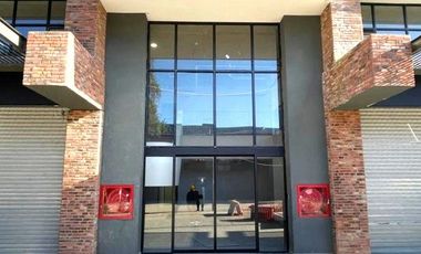 ARRIENDO Local/Oficina de 1.169,09 m2, sector Bellavista Tv, Providencia