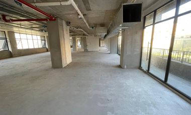 ARRIENDO Local/Oficina de 1.169,09 m2, sector Bellavista Tv, Providencia