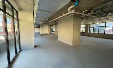 ARRIENDO Local/Oficina de 1.169,09 m2, sector Bellavista Tv, Providencia