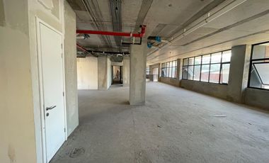 ARRIENDO Local/Oficina de 1.169,09 m2, sector Bellavista Tv, Providencia