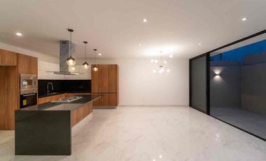 Casa en renta en Valle Imperial Sección Bosques coto alberca
