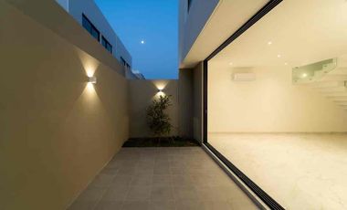 Casa en renta en Valle Imperial Sección Bosques coto alberca