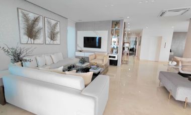 Extraordinario apartamento recien remodelado frente a la bahia de Cartagena