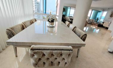 Extraordinario apartamento recien remodelado frente a la bahia de Cartagena