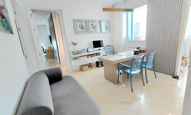 Extraordinario apartamento recien remodelado frente a la bahia de Cartagena