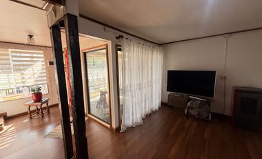 Se Vende Amplia  Propiedad de 7D y 2B en Valdivia, Región de Los Ríos.