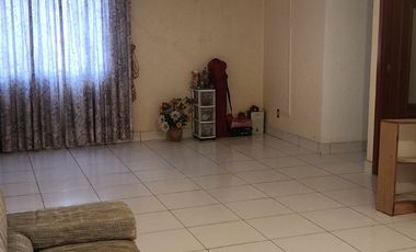 Departamento amplio. excelente ubicación.