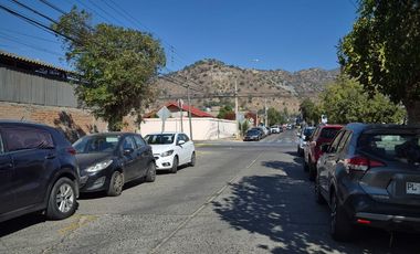 Se vende casa de un piso en centro de la ciudad, calle aldunate La calera