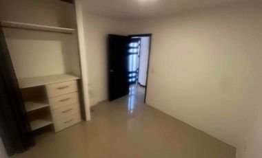 alquilo casa de una planta villa club