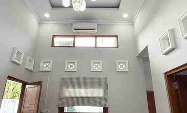 RUMAH CANTIK MINIMALIS DALAM CLUSTER ONE GATE SYSTEM DI PELEM WULUNG DEKAT GEDONGKUNING