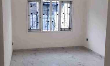 CANTIK Baru Renov !! Luas 122 Rumah di Tebet SIAP HUNI Jakarta Selatan